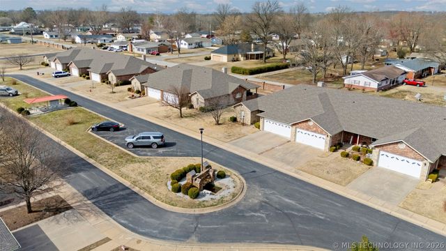 607 St Andrews Circle, Grove, OK 74344