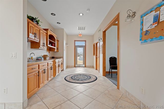 607 St Andrews Circle, Grove, OK 74344