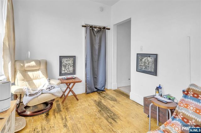 61 Victoria Avenue, Newark, NJ 07104