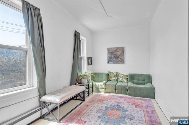 61 Victoria Avenue, Newark, NJ 07104