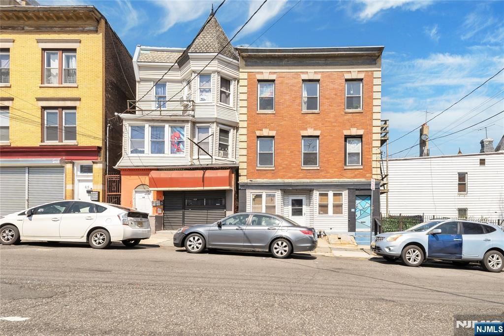 61 Victoria Avenue, Newark, NJ 07104