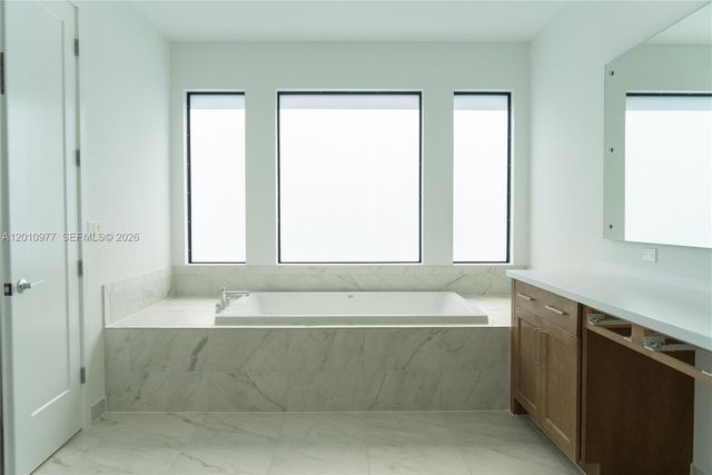 8151 Laurel Falls Dr, Boca Raton, FL 33496