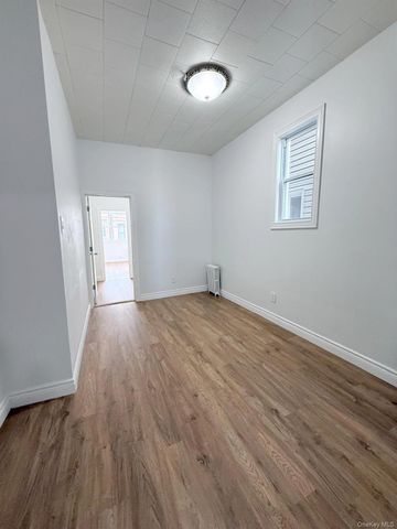 6259 60th Street, Ridgewood, NY 11385