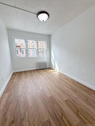 6259 60th Street, Ridgewood, NY 11385