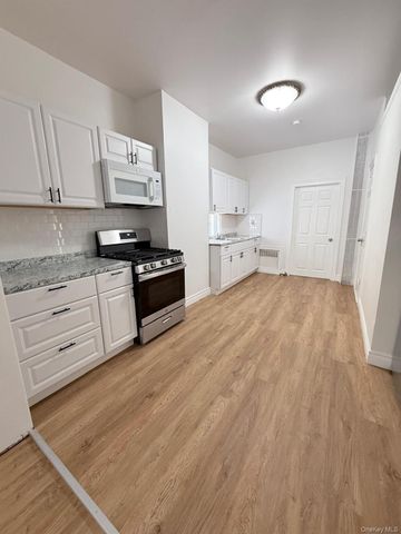 6259 60th Street, Ridgewood, NY 11385