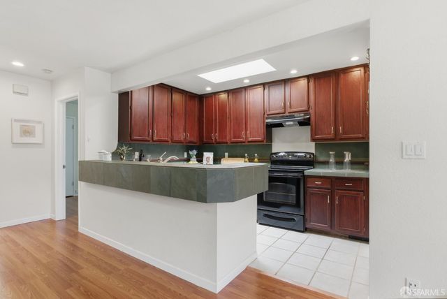 1360 9th Avenue 13, San Francisco, CA 94122