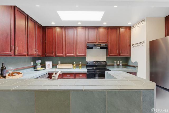 1360 9th Avenue 13, San Francisco, CA 94122