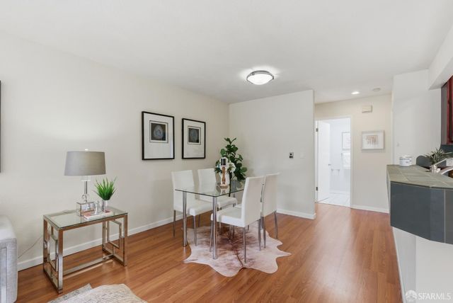 1360 9th Avenue 13, San Francisco, CA 94122