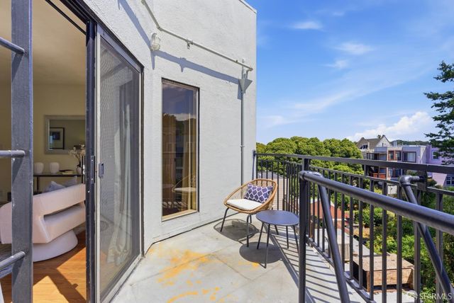 1360 9th Avenue 13, San Francisco, CA 94122