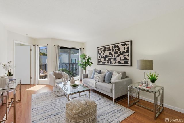 1360 9th Avenue 13, San Francisco, CA 94122