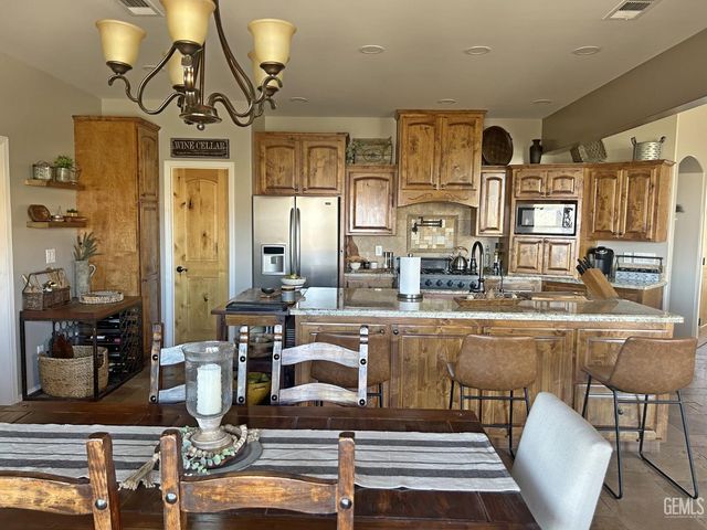 3303 Piute Hill Road, Lake Isabella, CA 93240