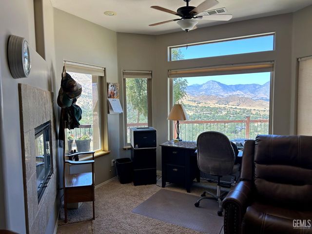 3303 Piute Hill Road, Lake Isabella, CA 93240