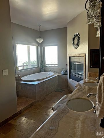 3303 Piute Hill Road, Lake Isabella, CA 93240