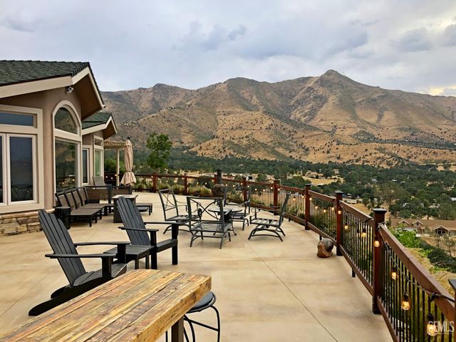 3303 Piute Hill Road, Lake Isabella, CA 93240