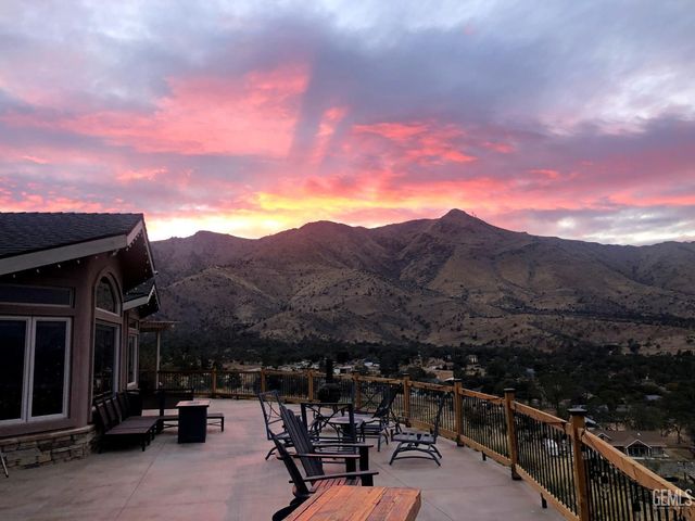 3303 Piute Hill Road, Lake Isabella, CA 93240