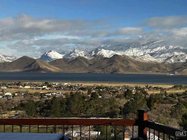 3303 Piute Hill Road, Lake Isabella, CA 93240