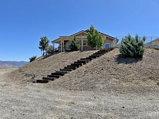3303 Piute Hill Road, Lake Isabella, CA 93240