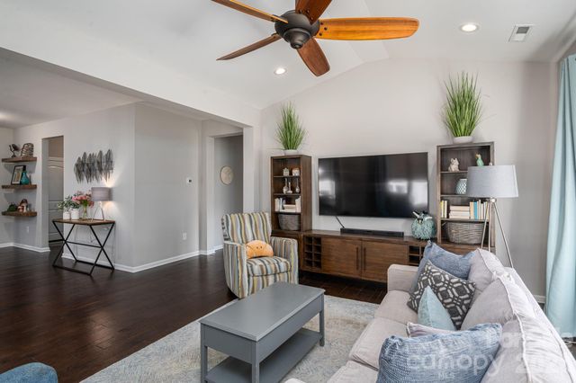 3036 Winged Teal Court, Belmont, NC 28012