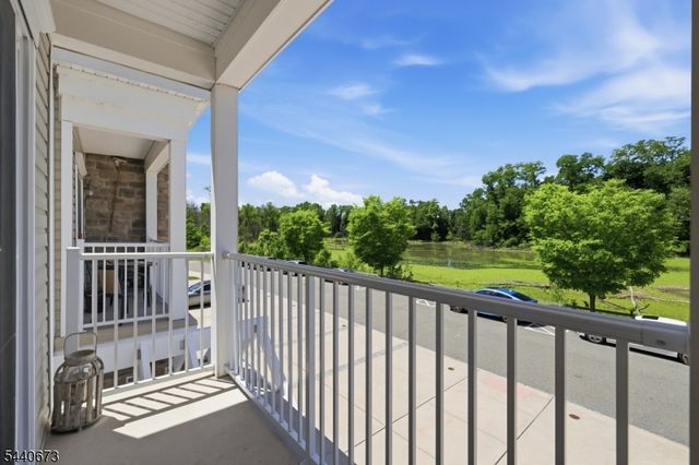 404 Waterview Ct 404, Hanover Twp., NJ 07927