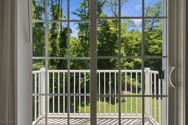 404 Waterview Ct 404, Hanover Twp., NJ 07927