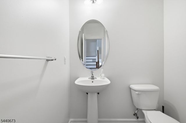 404 Waterview Ct 404, Hanover Twp., NJ 07927