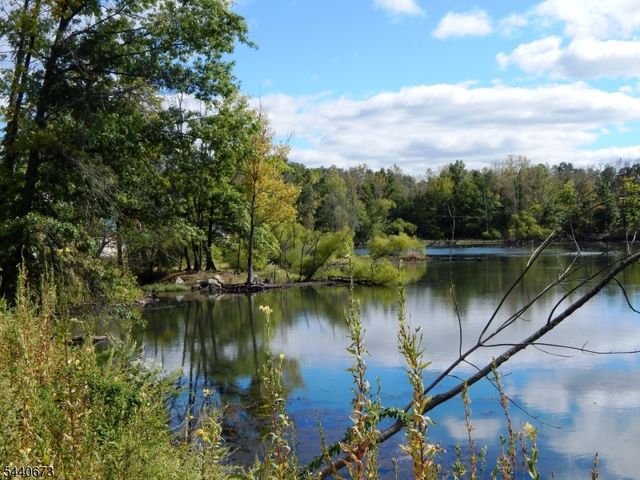 404 Waterview Ct 404, Hanover Twp., NJ 07927