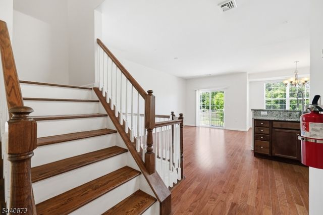 404 Waterview Ct 404, Hanover Twp., NJ 07927