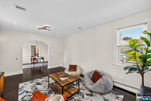 188 Lafayette Avenue, New Milford, NJ 07646
