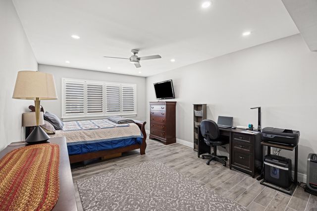 355 S Broadway 703, Lexington, KY 40508