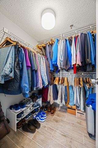 355 S Broadway 703, Lexington, KY 40508