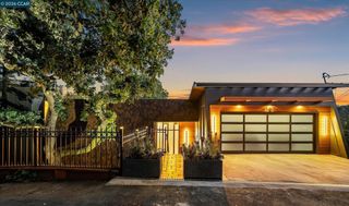 130 La Espiral, Orinda, CA 94563