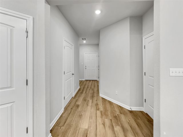1916 Blue River DR, Leander, TX 78641