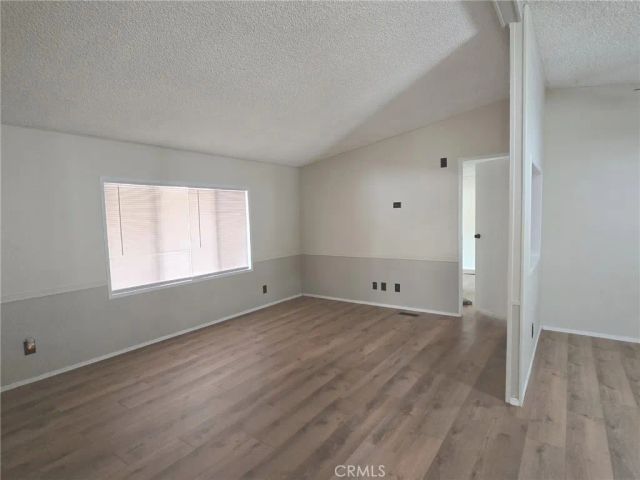 32900 Riverside Dr 94, Lake Elsinore, CA 92530