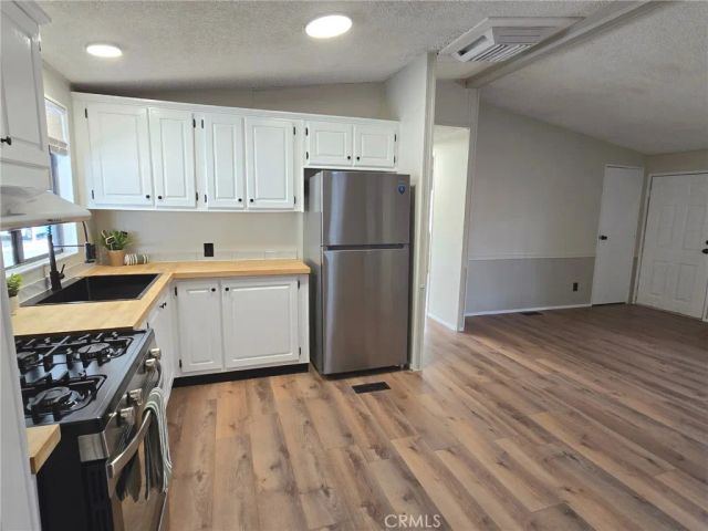 32900 Riverside Dr 94, Lake Elsinore, CA 92530