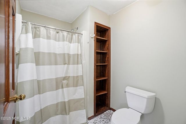 7335 Friarton Circle, Toledo, OH 43617