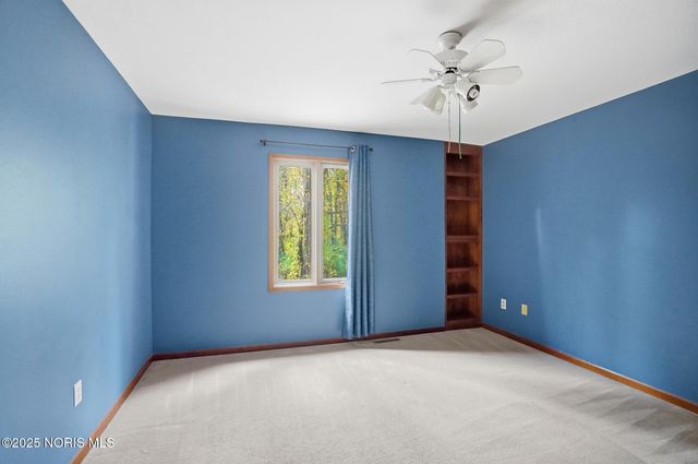 7335 Friarton Circle, Toledo, OH 43617