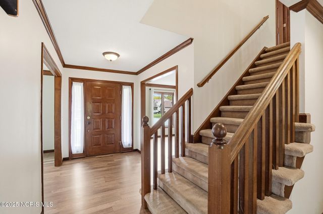 7335 Friarton Circle, Toledo, OH 43617