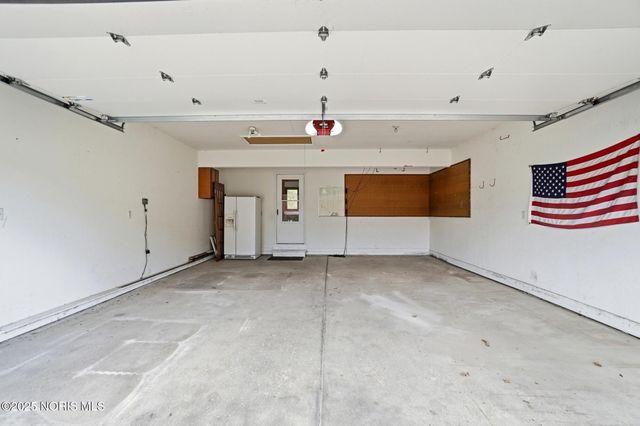 7335 Friarton Circle, Toledo, OH 43617