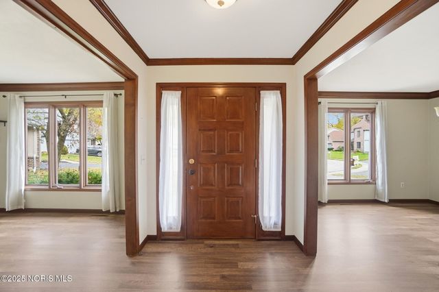 7335 Friarton Circle, Toledo, OH 43617