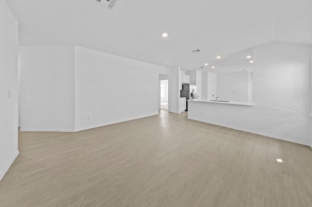 945 Soapstone PASS, Maxwell, TX 78666