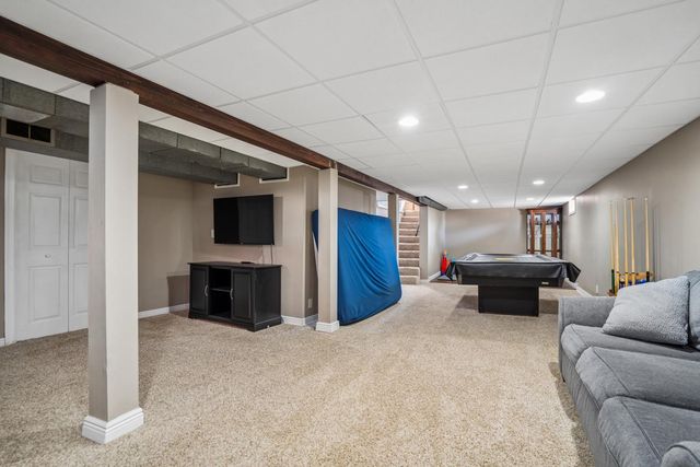 3236 W Dover Court, Davenport, IA 52804