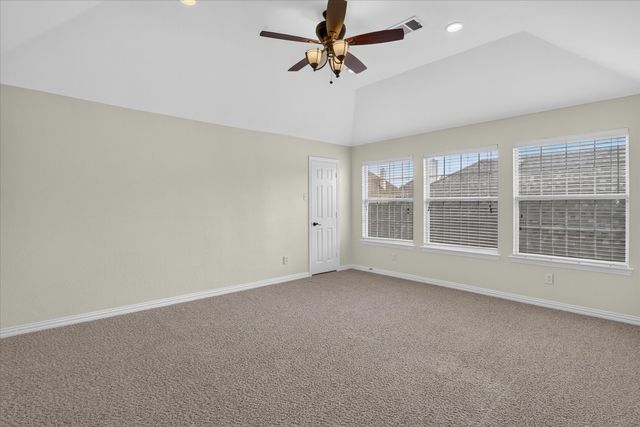 2644 Coral Cove Drive, Grand Prairie, TX 75054
