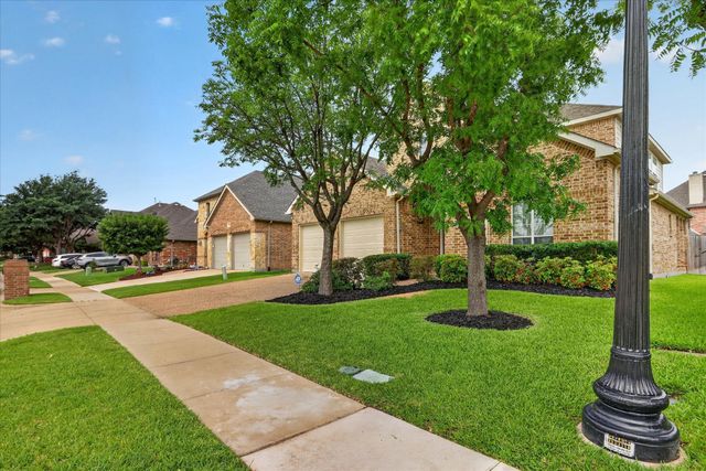2644 Coral Cove Drive, Grand Prairie, TX 75054