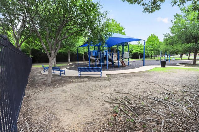 2644 Coral Cove Drive, Grand Prairie, TX 75054