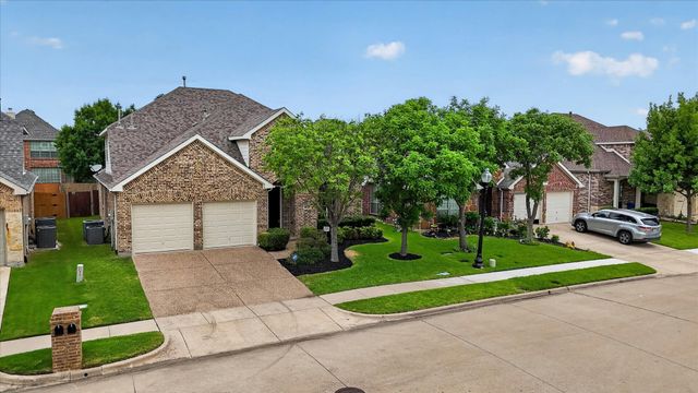 2644 Coral Cove Drive, Grand Prairie, TX 75054