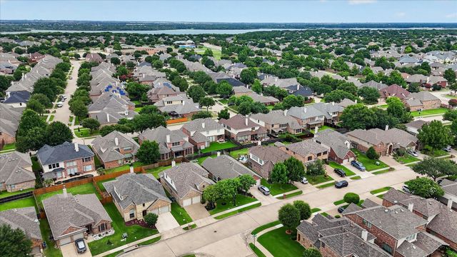 2644 Coral Cove Drive, Grand Prairie, TX 75054
