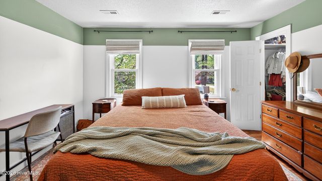 506 Cedarhurst Road, Greenville, NC 27834