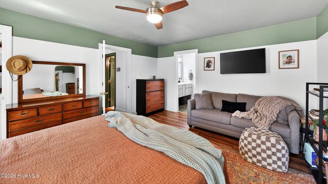 506 Cedarhurst Road, Greenville, NC 27834