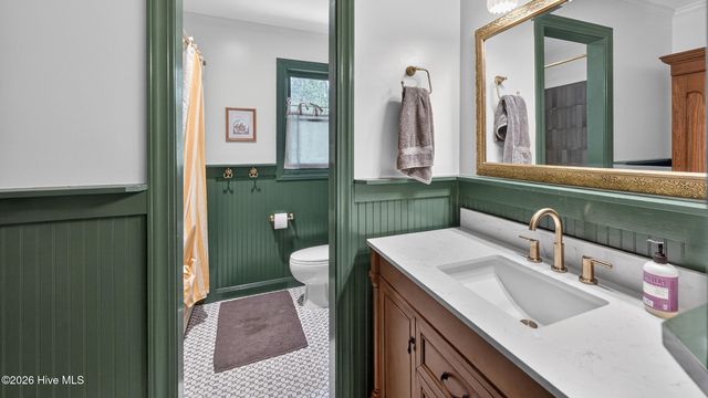 506 Cedarhurst Road, Greenville, NC 27834