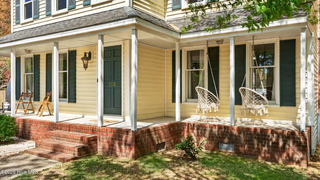 506 Cedarhurst Road, Greenville, NC 27834